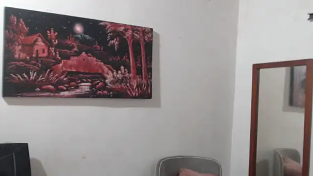 alice julls online show from 10/31/25, 09:27