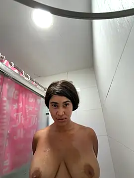 LuckyKhloe online show from 09/30/25, 02:27