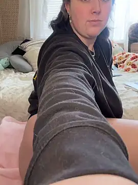 Snapshot of goddesskass chatting on 03/09/26, 02:10 goddesskass online show from 03/09/26, 02:10