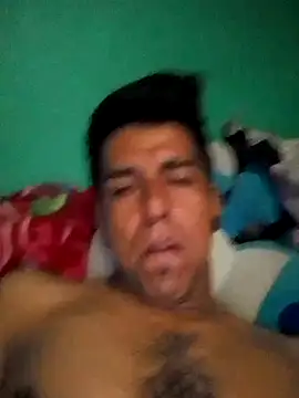 Snapshot of TragicAirplane168 chatting on 11/22/25, 03:00 TragicAirplane168 online show from 11/22/25, 03:00