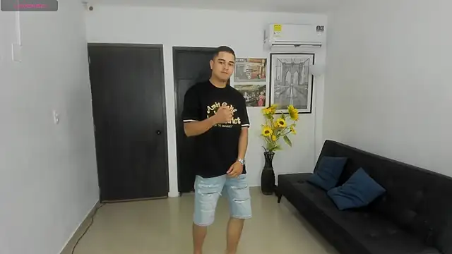 Snapshot of Playhardsex_ chatting on 03/22/26, 10:57 Playhardsex online show from 03/22/26, 10:57