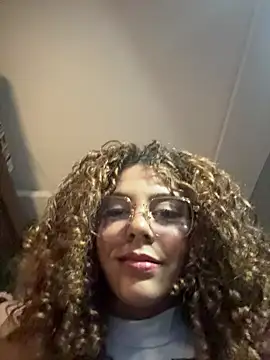 Snapshot of hannachris- chatting on 03/01/26, 02:13 hannachris- online show from 03/01/26, 02:13