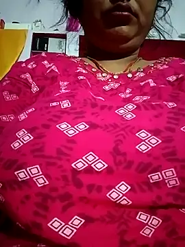Aruhi hot online show from 10/09/25, 09:24