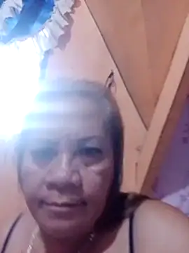 Snapshot of vickyhot1966 chatting on 06/25/26, 09:41 vickyhot1966 online show from 06/25/26, 09:41