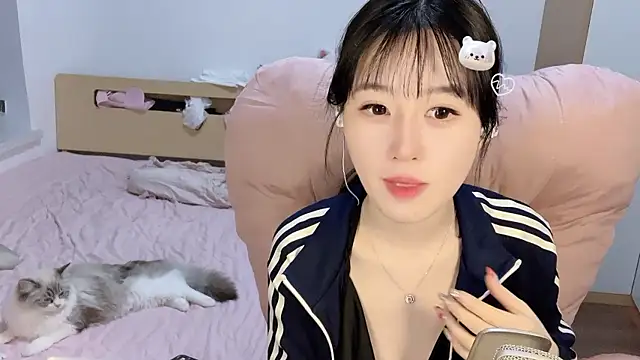 Snapshot of xixi_gougou chatting on 11/14/25, 05:44 xixi gougou online show from 11/14/25, 05:44