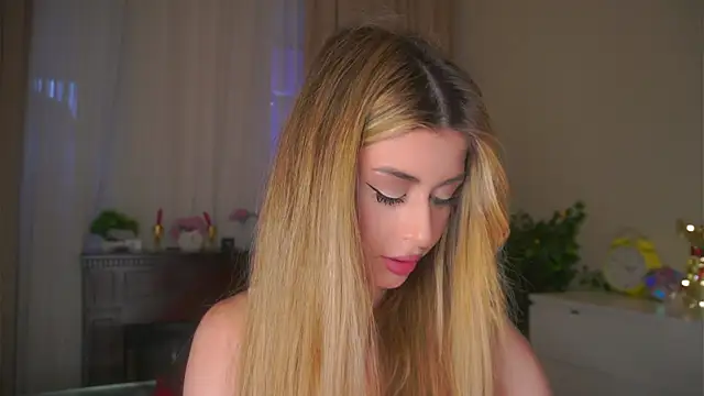 Snapshot of GeorginaHarn chatting on 04/24/26, 09:34 GeorginaHarn online show from 04/24/26, 09:34