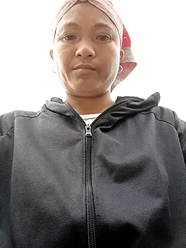 Love-Mama33 online show from 09/12/25, 12:11