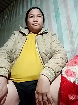 Love-Mama33 online show from 02/08/26, 11:30