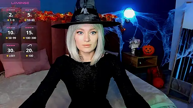 EvelynPoole online show from 10/23/25, 01:38