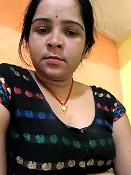 Snapshot of Cutram22 chatting on 09/19/25, 03:19 Cutram22 online show from 09/19/25, 03:19