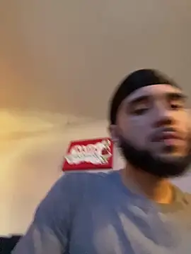 Snapshot of ytsentt chatting on 02/09/26, 03:49 ytsentt online show from 02/09/26, 03:49