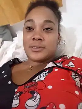 Snapshot of dahian_charlote02 chatting on 10/14/25, 07:09 dahian charlote02 online show from 10/14/25, 07:09