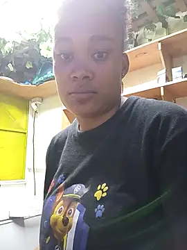 Snapshot of dahian_charlote02 chatting on 10/25/25, 02:08 dahian charlote02 online show from 10/25/25, 02:08