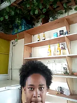 Snapshot of dahian_charlote02 chatting on 10/26/25, 08:26 dahian charlote02 online show from 10/26/25, 08:26