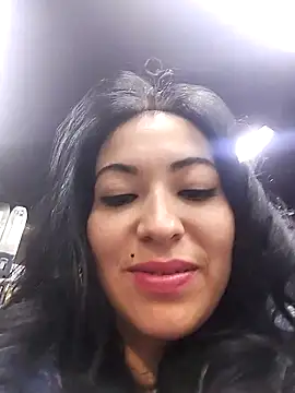 Snapshot of angelicroose2 chatting on 10/04/25, 09:46 angelicroose2 online show from 10/04/25, 09:46