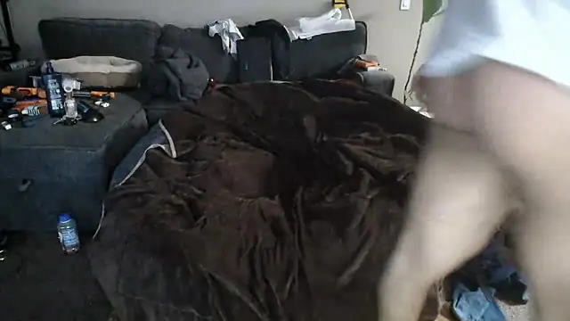 Snapshot of LeeCox chatting on 03/21/25, 03:46 LeeCox online show from 03/21/25, 03:46