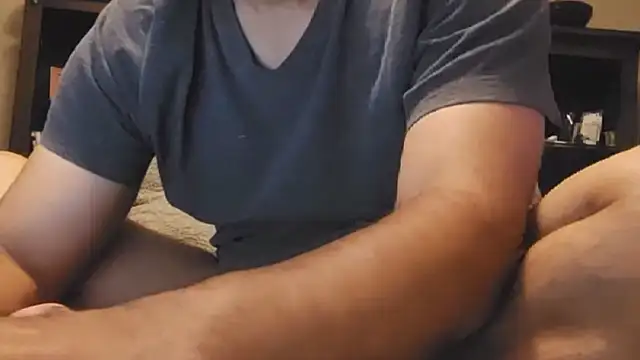 Snapshot of LeeCox chatting on 03/25/26, 08:31 LeeCox online show from 03/25/26, 08:31