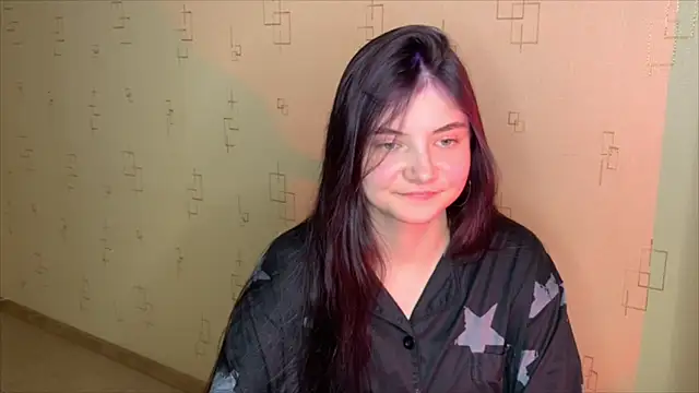 Snapshot of may_rollins chatting on 11/13/25, 09:14 may rollins online show from 11/13/25, 09:14