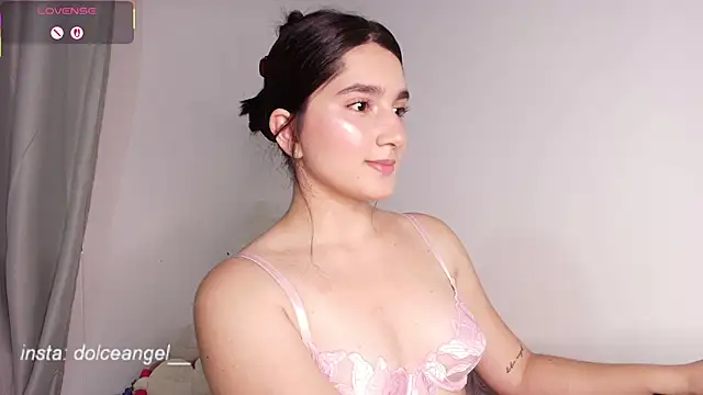 dulceangel   online show from 10/02/25, 10:28