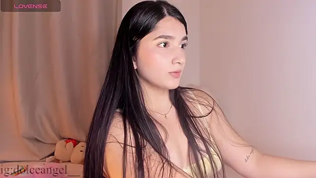 Snapshot of dulceangel__ chatting on 07/15/26, 03:01 dulceangel online show from 07/15/26, 03:01