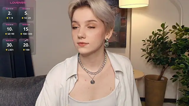 OdelynaAsp online show from 11/22/25, 11:20