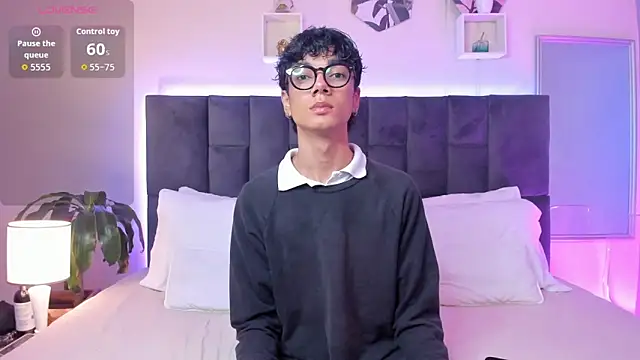 Phillicious   online show from 10/01/25, 09:10