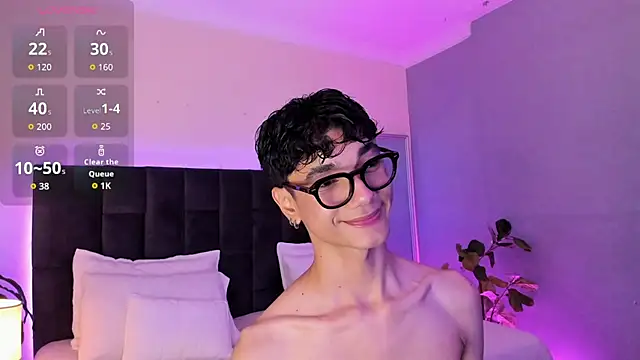 Phillicious   online show from 11/05/25, 10:54