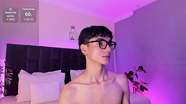 Phillicious   online show from 11/06/25, 11:37