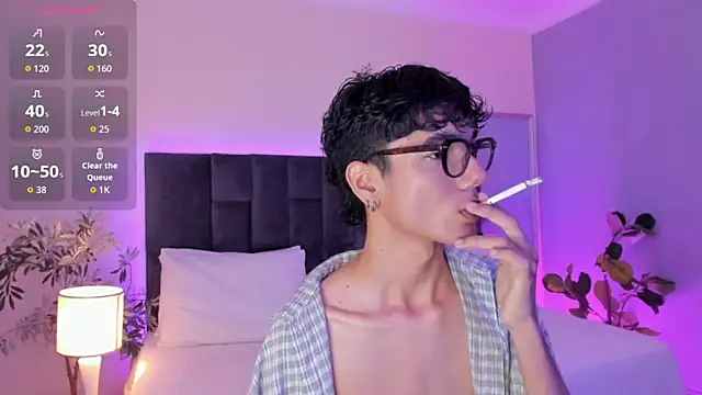 Phillicious   online show from 11/21/25, 10:19