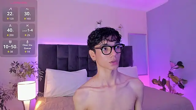 Phillicious   online show from 12/02/25, 09:43