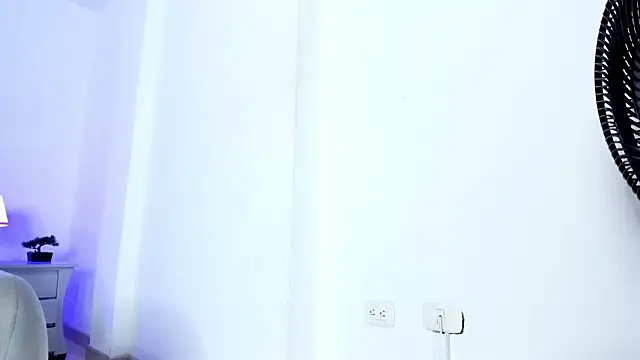 Snapshot of gisele_gigi chatting on 10/11/25, 03:06 gisele gigi online show from 10/11/25, 03:06