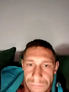 Dawidwi493  online show from 10/08/25, 01:03