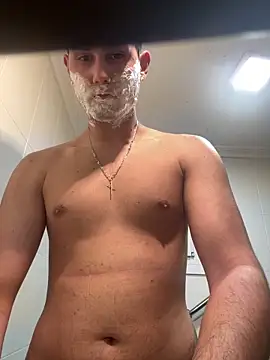 Snapshot of Cuervo25_ chatting on 04/25/26, 08:28 Cuervo25 online show from 04/25/26, 08:28