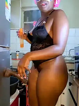 malaika1999 online show from 03/23/26, 04:49