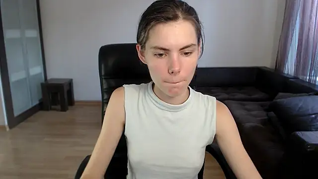 Snapshot of AmelieReve chatting on 09/11/25, 03:12 AmelieReve online show from 09/11/25, 03:12