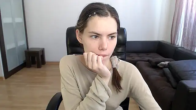 Snapshot of AmelieReve chatting on 09/19/25, 08:38 AmelieReve online show from 09/19/25, 08:38