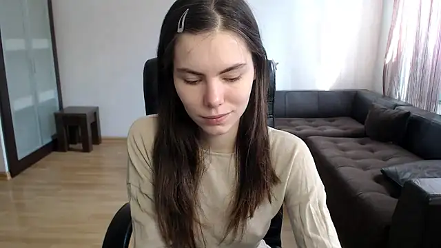 Snapshot of AmelieReve chatting on 10/10/25, 12:15 AmelieReve online show from 10/10/25, 12:15