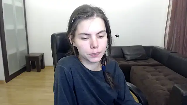 Snapshot of AmelieReve chatting on 10/23/25, 05:01 AmelieReve online show from 10/23/25, 05:01