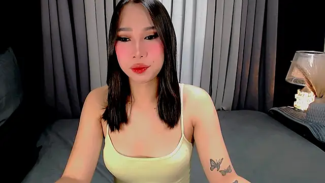 Snapshot of kisha_greyson chatting on 10/11/25, 05:44 kisha greyson online show from 10/11/25, 05:44