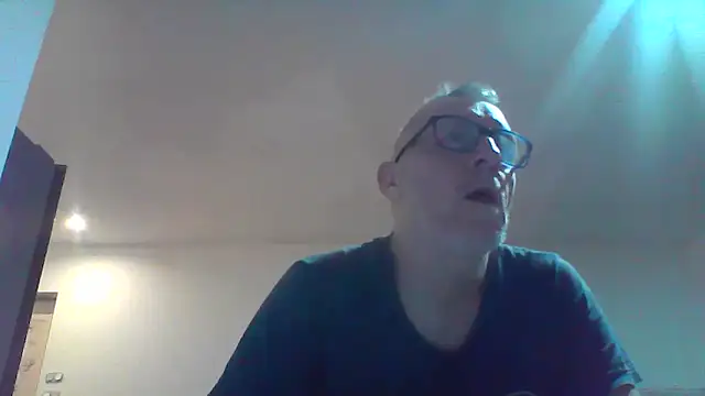 davv28 online show from 10/17/25, 01:31