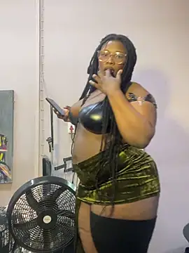 Snapshot of CurvyCocoxxx chatting on 06/07/26, 01:26 CurvyCocoxxx online show from 06/07/26, 01:26