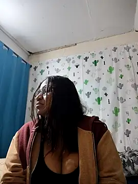 Avannay online show from 02/12/26, 01:44