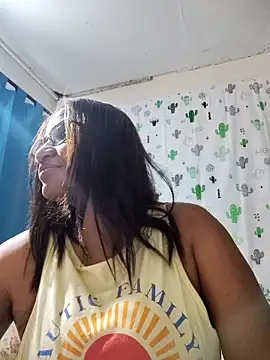 Avannay online show from 02/19/26, 02:07