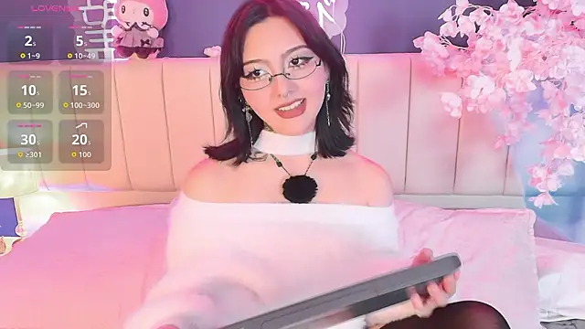 Shizuko  online show from 02/28/26, 08:21