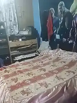 Snapshot of checarnal23 chatting on 04/29/26, 02:04 checarnal23 online show from 04/29/26, 02:04