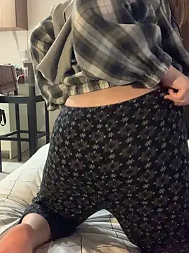 Snapshot of VesnaCrystal chatting on 03/31/26, 09:04 VesnaCrystal online show from 03/31/26, 09:04