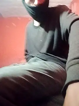 Snapshot of Hay-Viene-El-Huyy chatting on 03/24/26, 03:00 Hay-Viene-El-Huyy online show from 03/24/26, 03:00