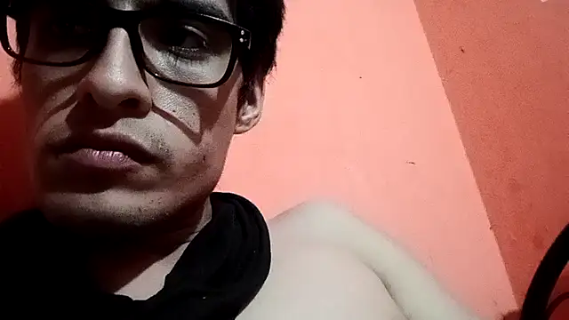 Snapshot of Hay-Viene-El-Huyy chatting on 04/22/26, 01:01 Hay-Viene-El-Huyy online show from 04/22/26, 01:01