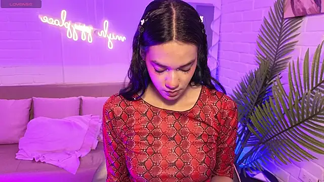 artemiss tay online show from 11/10/25, 07:13