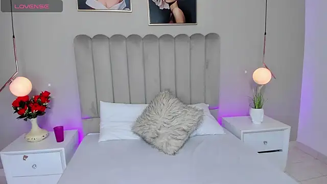 Dani rosse  online show from 04/15/26, 12:12